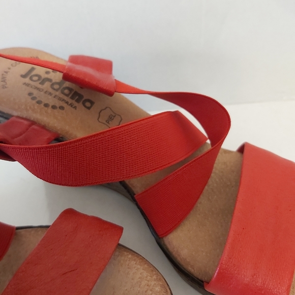 Jordana Red Heels **PERFECT FOR EVERYDAY** - Picture 3 of 10